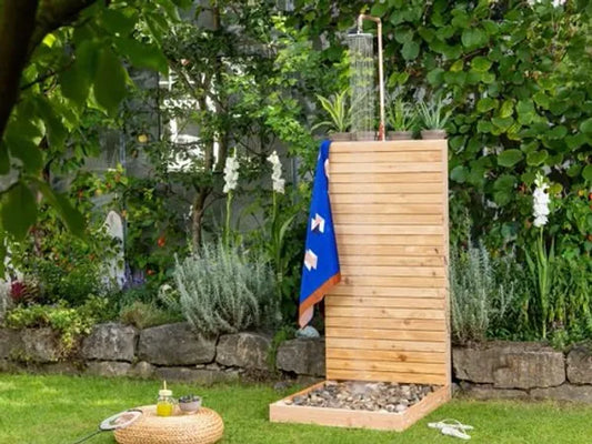 6 of the Best DIY Outdoor Shower Ideas